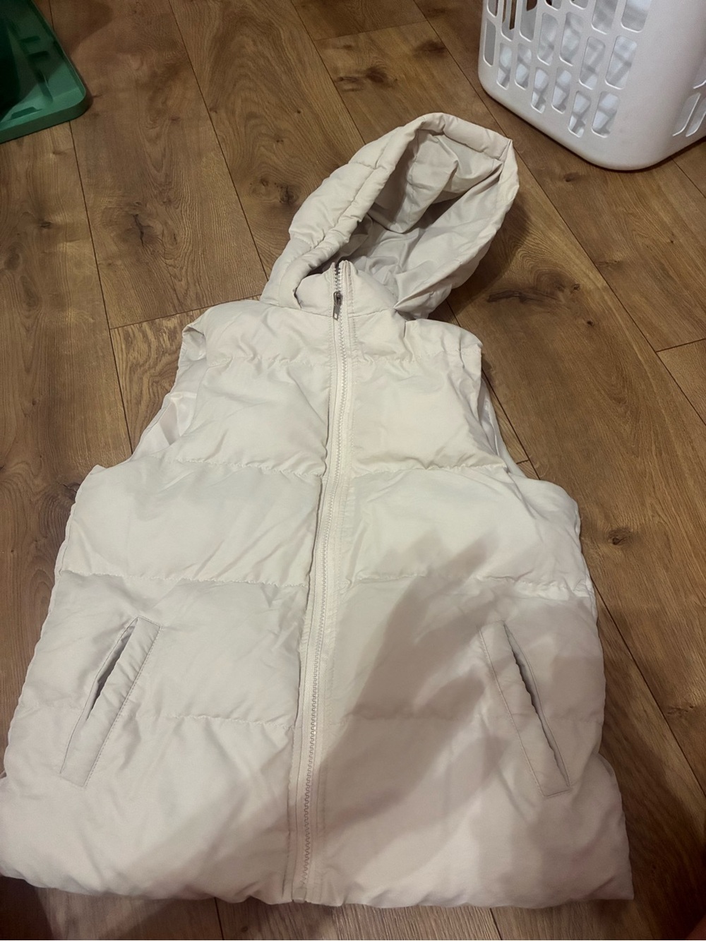 SHEIN Cream Hooded Puffer Vest